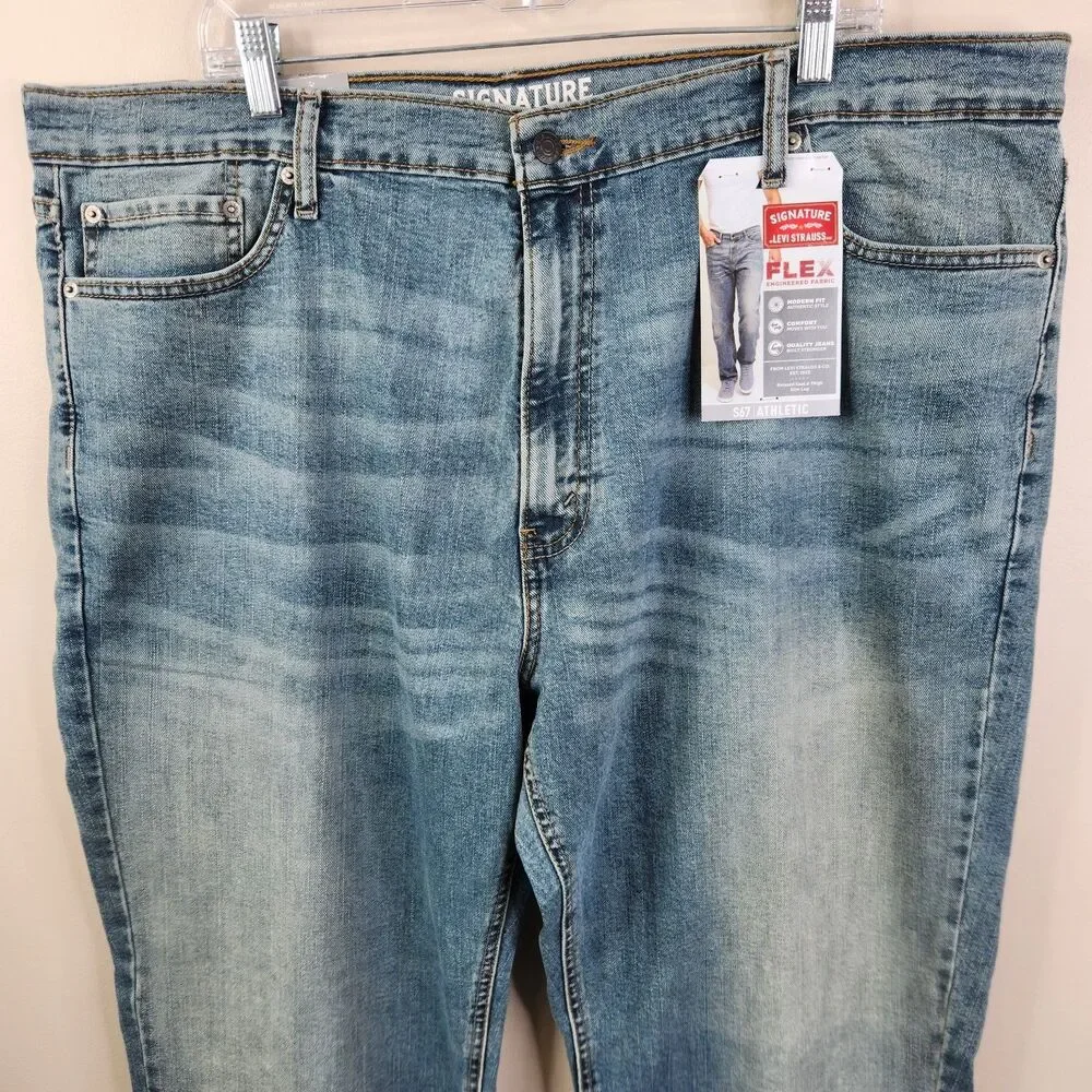 NEW Signature By Levi Strauss Mens S67 Athletic Fit 5 Pocket Jeans 42x30